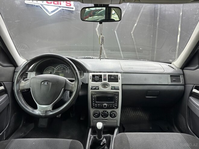 LADA (VAZ) Priora-10