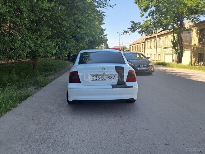 Opel Vectra 2000, 350,000 km - 1.8 l - Qazax