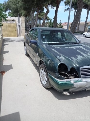 Mercedes E 230 1995, 350,000 km - 2.3 l - Bakı