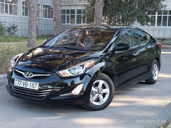 Hyundai Elantra-7