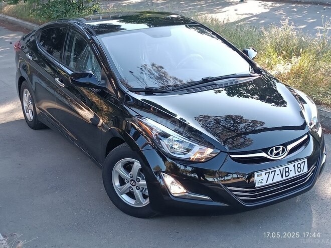 Hyundai Elantra-5