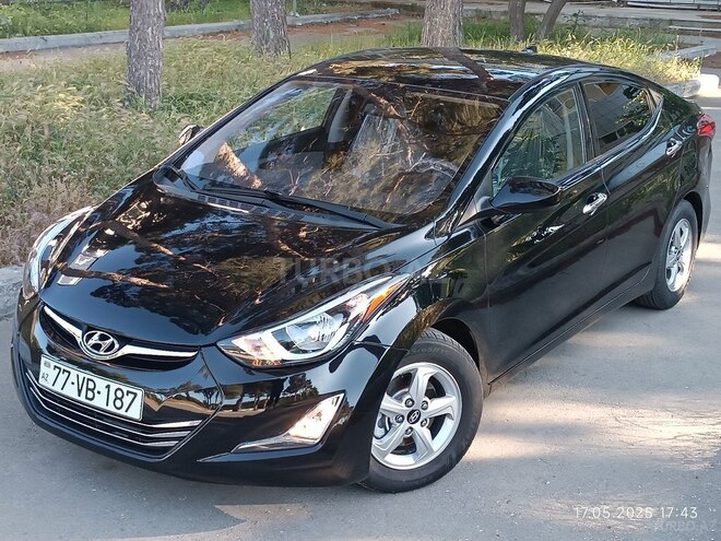 Hyundai Elantra-4