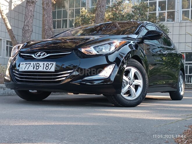 Hyundai Elantra-1