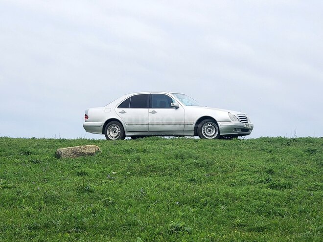 Mercedes E 200 1999, 882,805 km - 2.0 л - Bakı