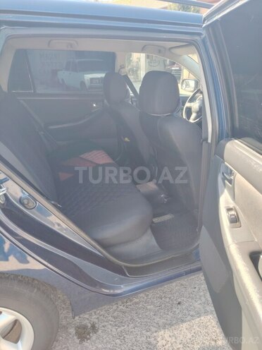 Toyota Corolla 2005, 251,000 km - 1.4 л - Bakı