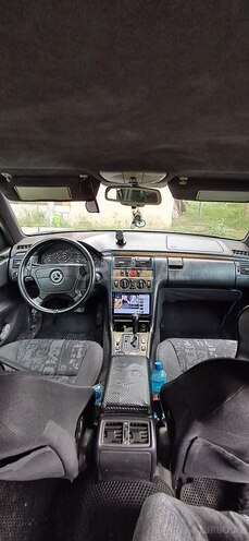Mercedes E 200 1996, 852,000 km - 2.0 л - Xızı