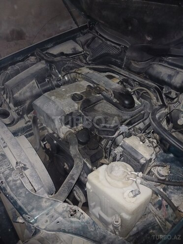 Mercedes E 230 1996, 141,741 km - 2.3 l - Bakı