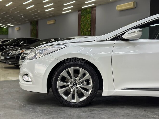 Hyundai Azera-5