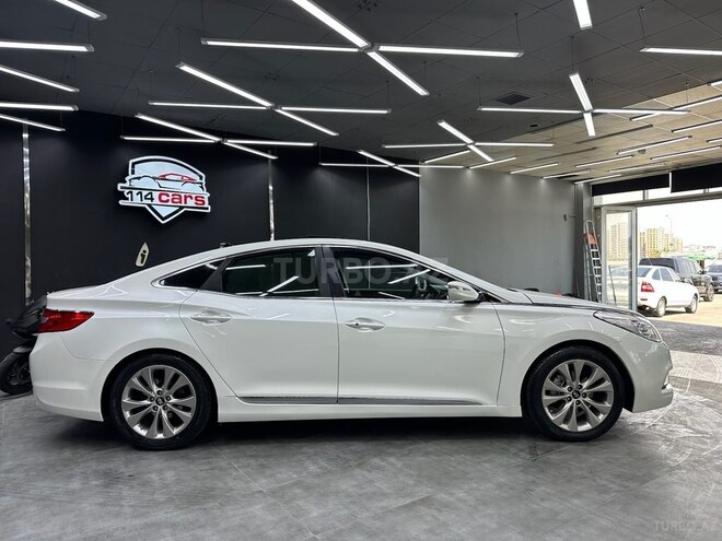 Hyundai Azera-3
