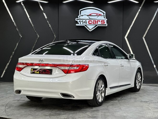 Hyundai Azera-6