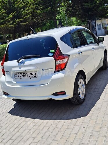 Nissan Note-5