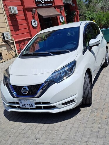 Nissan Note-4