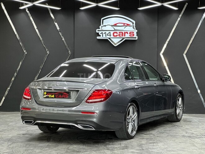 Mercedes E 220 d 2019, 71,629 km - 2.2 l - Bakı