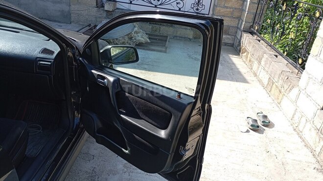 Opel Astra 2000, 355,172 km - 1.4 л - Quba