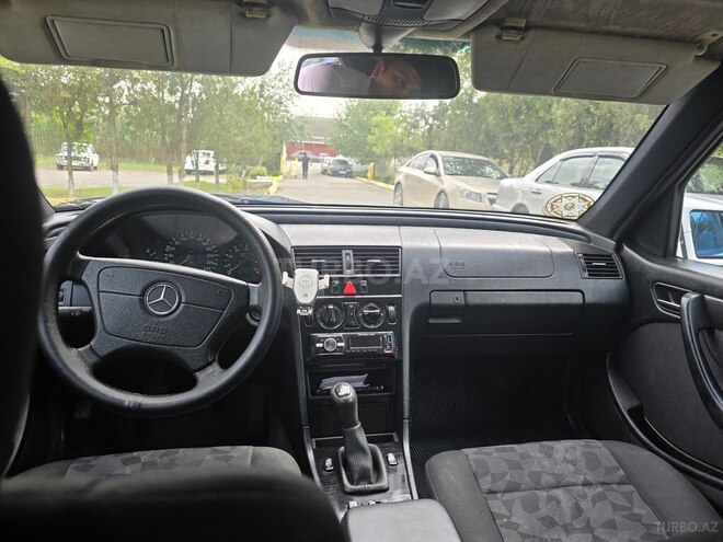 Mercedes C 180 1998, 75,255 km - 1.8 l - Sabirabad