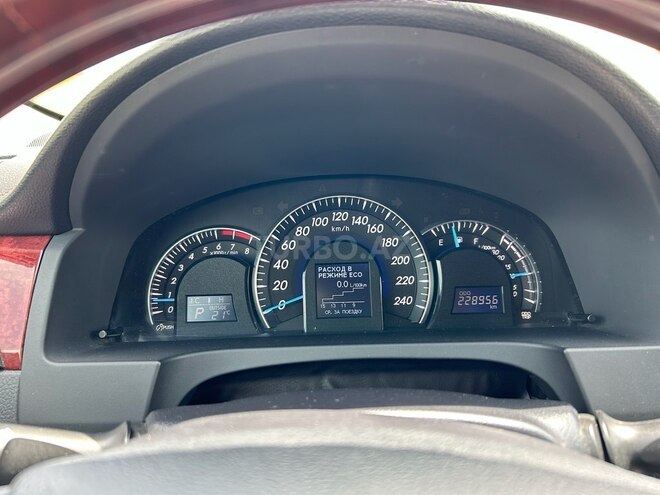 Toyota Camry-17