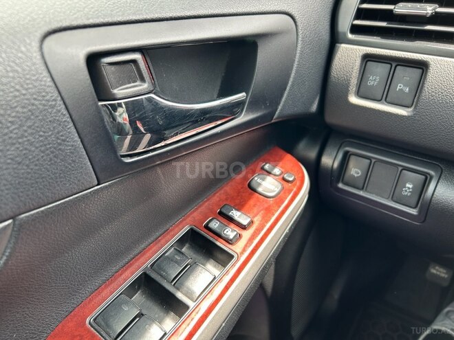 Toyota Camry-10