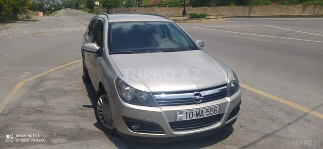 Opel Astra 2006, 350,000 km - 1.3 l - Şəki