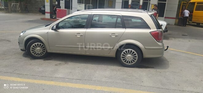 Opel Astra 2006, 350,000 km - 1.3 l - Şəki