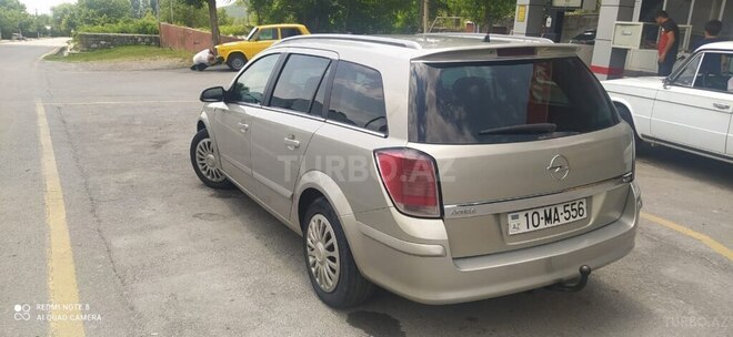 Opel Astra 2006, 350,000 km - 1.3 l - Şəki