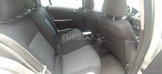 Opel Astra 2006, 350,000 km - 1.3 l - Şəki