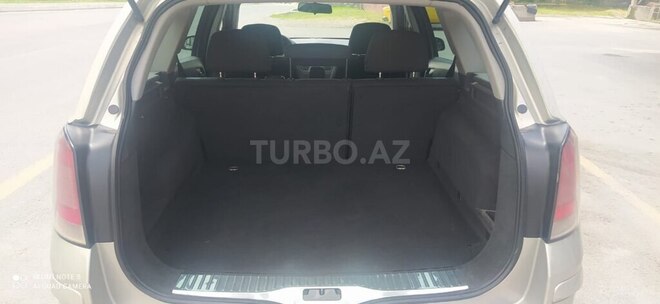 Opel Astra 2006, 350,000 km - 1.3 l - Şəki