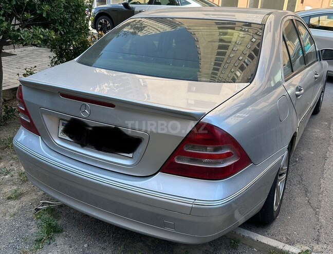 Mercedes C 180 2001, 334,000 km - 2.0 л - Bakı