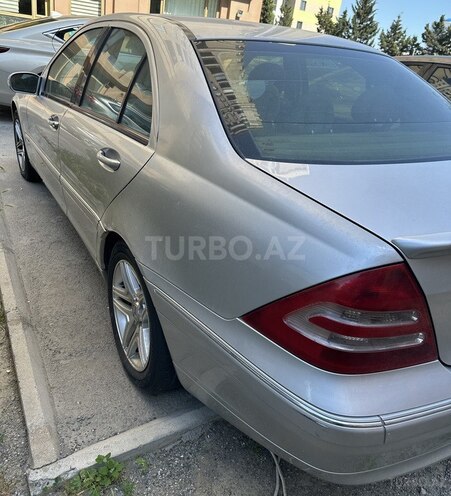 Mercedes C 180 2001, 334,000 km - 2.0 л - Bakı