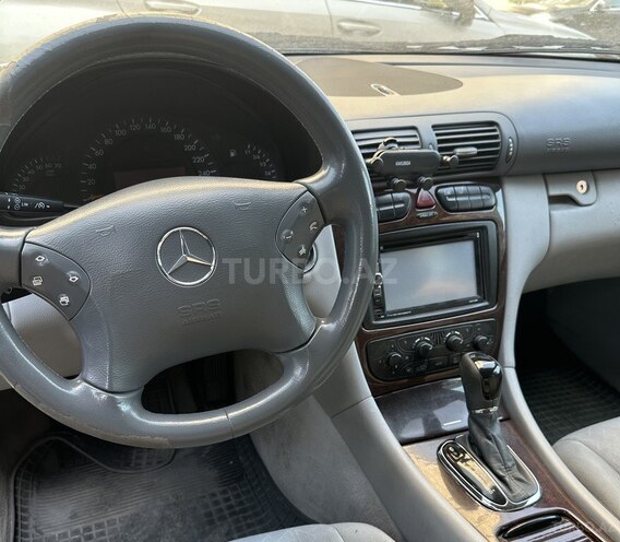 Mercedes C 180 2001, 334,000 km - 2.0 л - Bakı