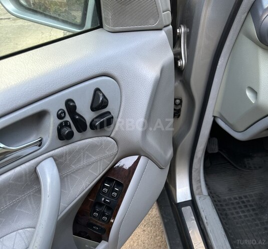 Mercedes C 180 2001, 334,000 km - 2.0 л - Bakı