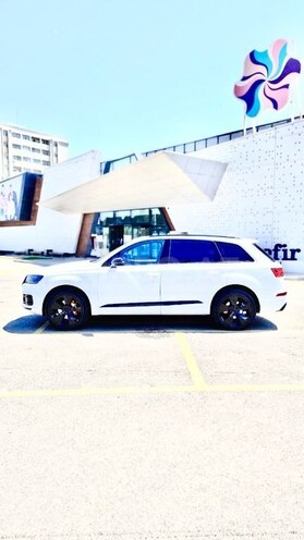 Audi Q7 2018, 183,000 km - 2.0 l - Bakı