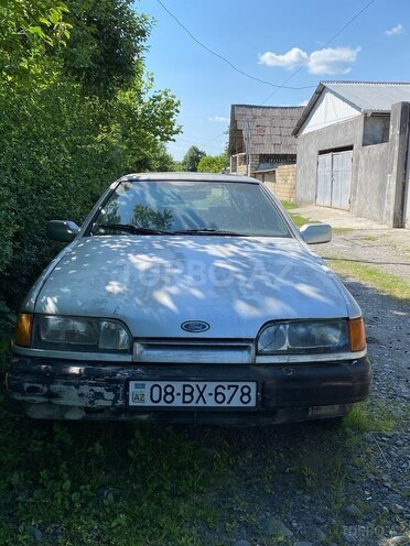 Ford  1986, 220,000 km - 2.0 l - Balakən