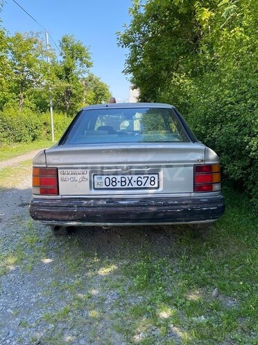 Ford  1986, 220,000 km - 2.0 l - Balakən