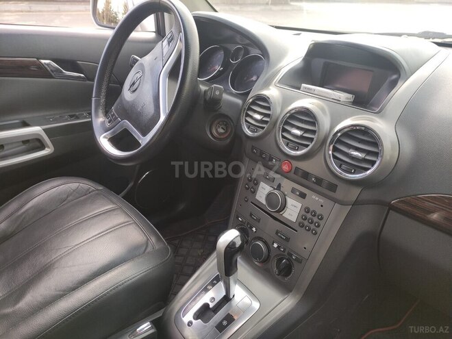 Opel Antara 2007, 200,000 km - 3.2 l - Qusar