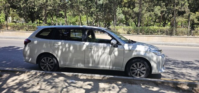Toyota Corolla Fielder 2016, 250,000 km - 1.5 л - Bakı