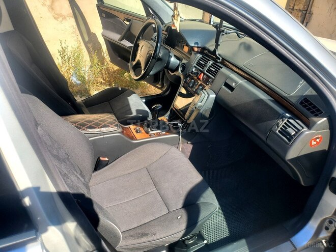 Mercedes E 200 1999, 882,805 km - 2.0 л - Bakı