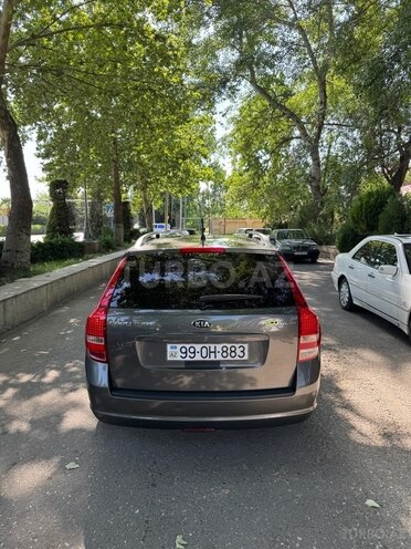 Kia Ceed 2009, 370,000 km - 1.6 л - Ağcabədi