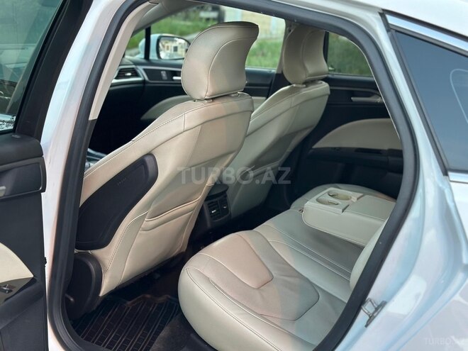 Ford Fusion (North America) 2015, 246,234 km - 2.0 l - Bakı