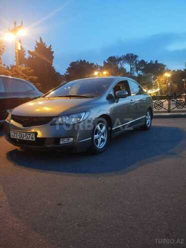 Honda Civic 2007, 398,004 km - 1.6 l - Qazax
