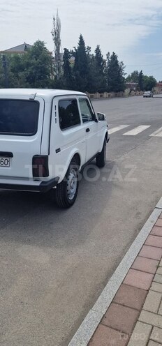 LADA (VAZ) Niva 2011, 187,332 km - 1.7 l - Ucar