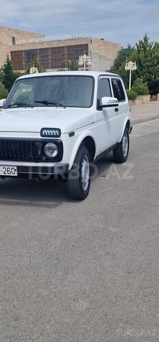 LADA (VAZ) Niva 2011, 187,332 km - 1.7 l - Ucar