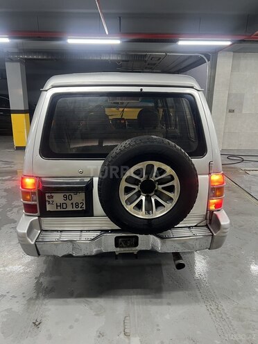 Mitsubishi Pajero 1995, 450,000 km - 2.8 l - Bakı