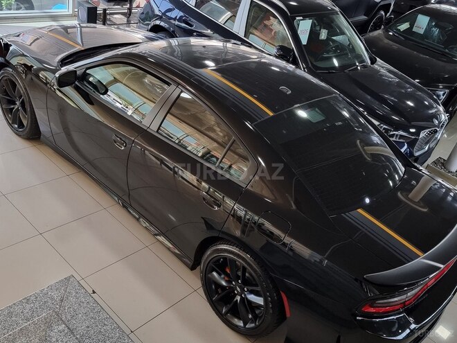 Dodge Charger-12