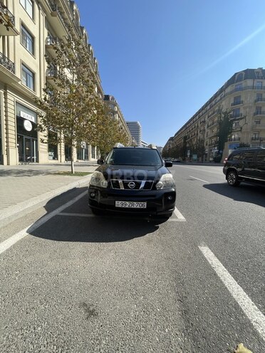 Nissan X-Trail 2010, 377,000 km - 2.5 l - Bakı