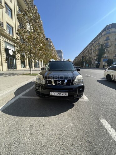 Nissan X-Trail 2010, 377,000 km - 2.5 l - Bakı