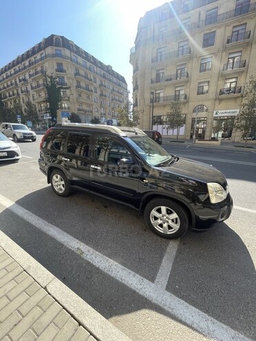 Nissan X-Trail 2010, 377,000 km - 2.5 l - Bakı