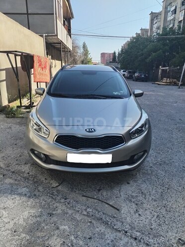 Kia  2012, 270,000 km - 1.4 l - Bakı