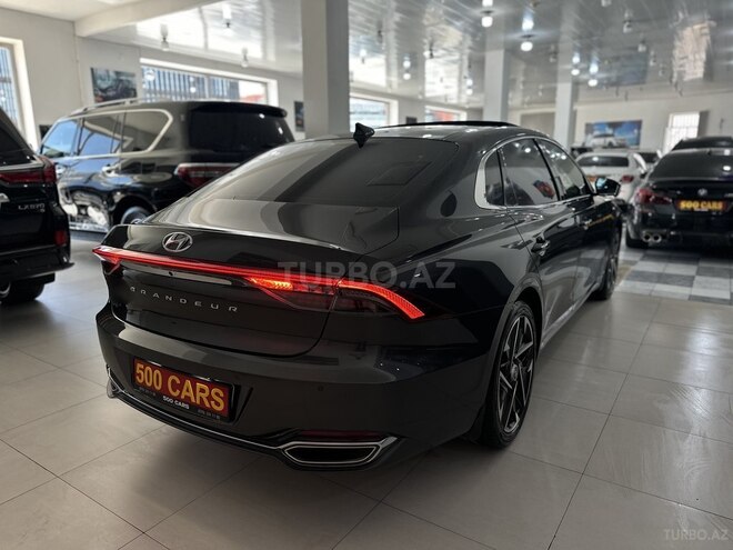 Hyundai Grandeur-7