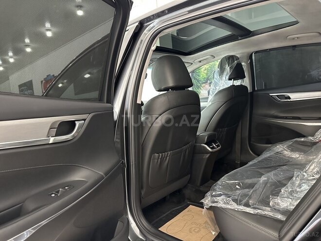 Hyundai Grandeur-12