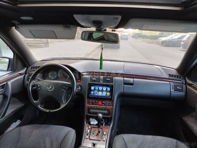 Mercedes E 220 d 2001, 452,326 km - 2.2 l - Bakı
